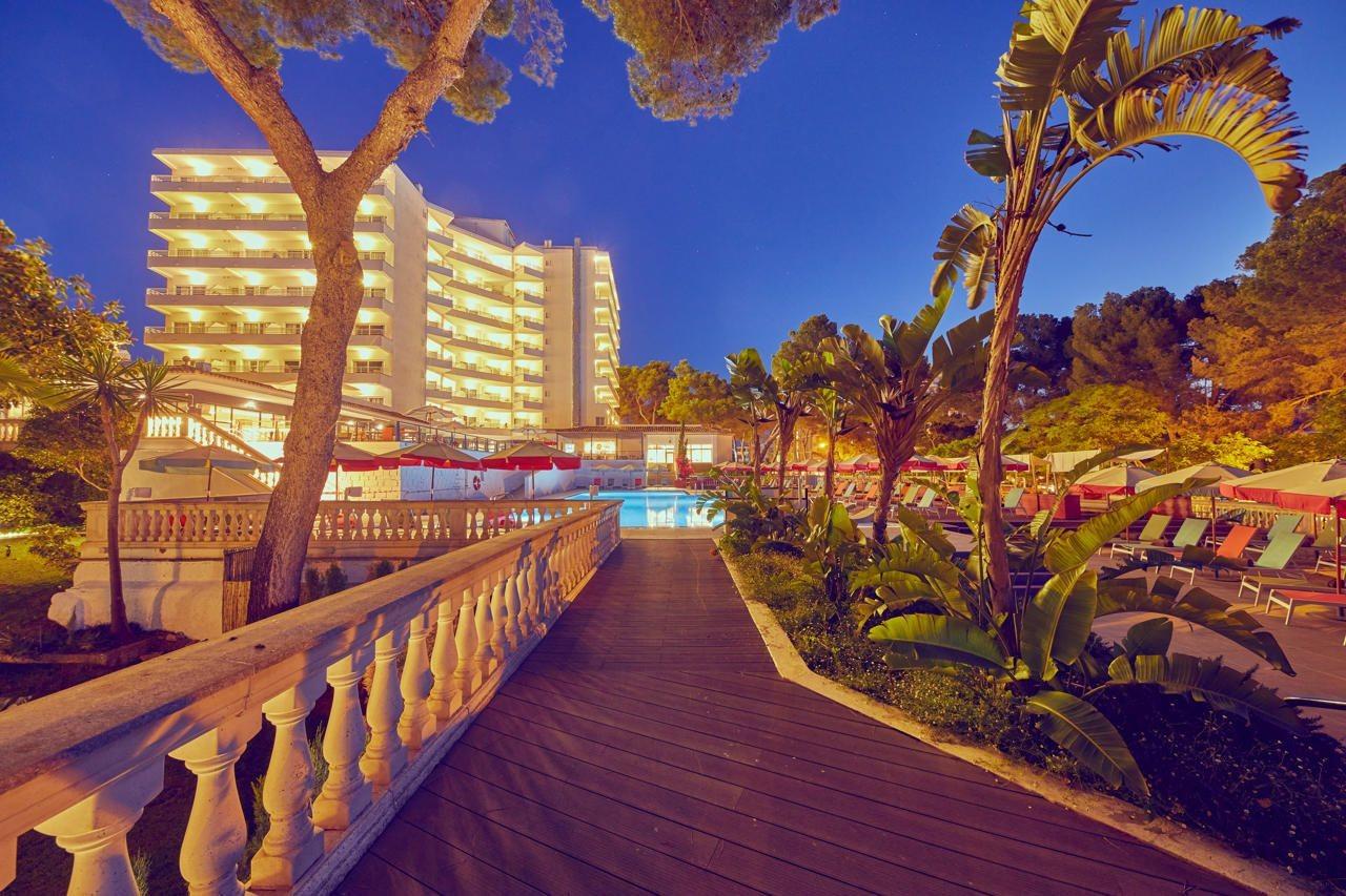Alua Calvia Dreams Hotel Magaluf  Exterior photo